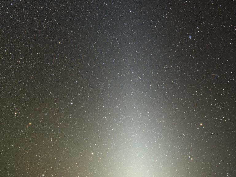 February: dust, dark skies and lunar swirls